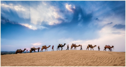 Riad Ozuine , Merzouga rooms, Merzouga restaurant , Merzouga camel ride